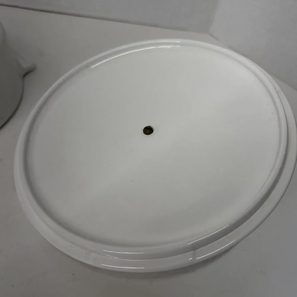 Vintage Corning Ware 1 QT White BUFFET SERVER B-1 Casserole Covered Baking Dish